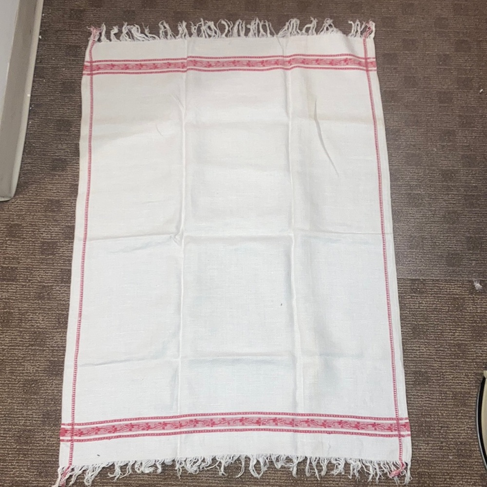 White & Red Table Runner Cloth Accent Cloth 35” x 26”